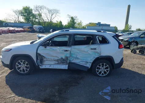 2018 Jeep Cherokee Latitude from USA, damaged, VIN 1C4PJLCB5JD513412